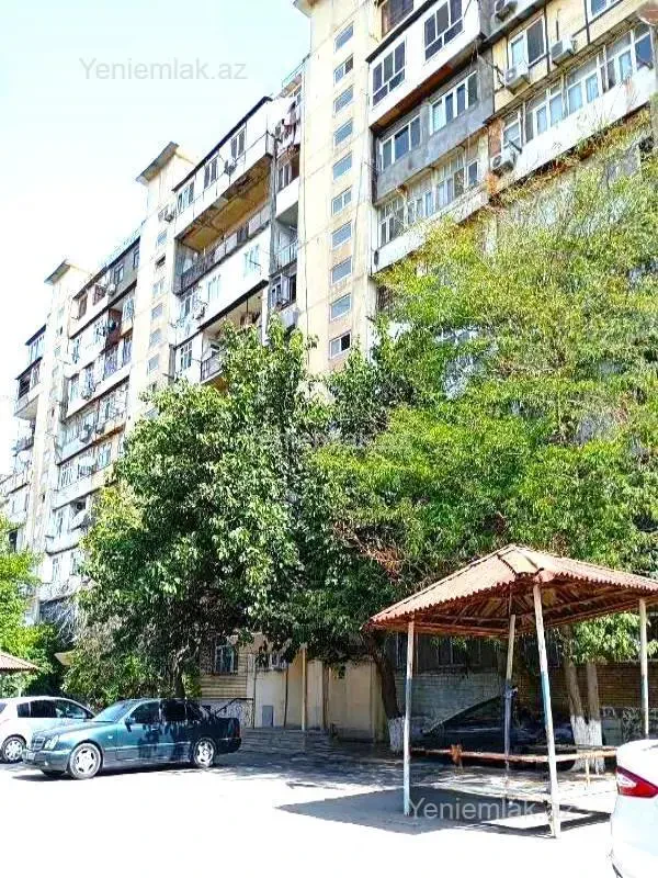 Satılır 3 otaqlı köhnə tikili 60 m²