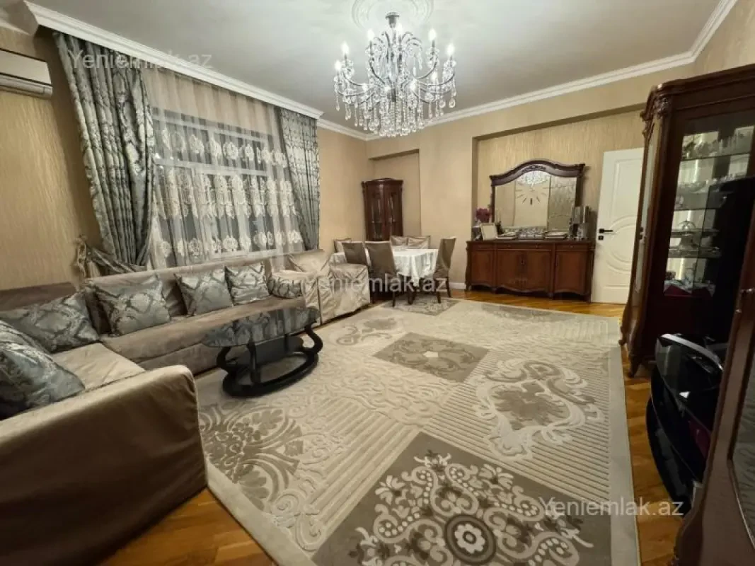 Satılır 3 otaqlı yeni tikili 125 m²