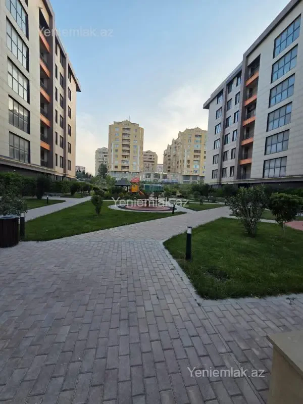 Satılır 4 otaqlı yeni tikili 174 m²