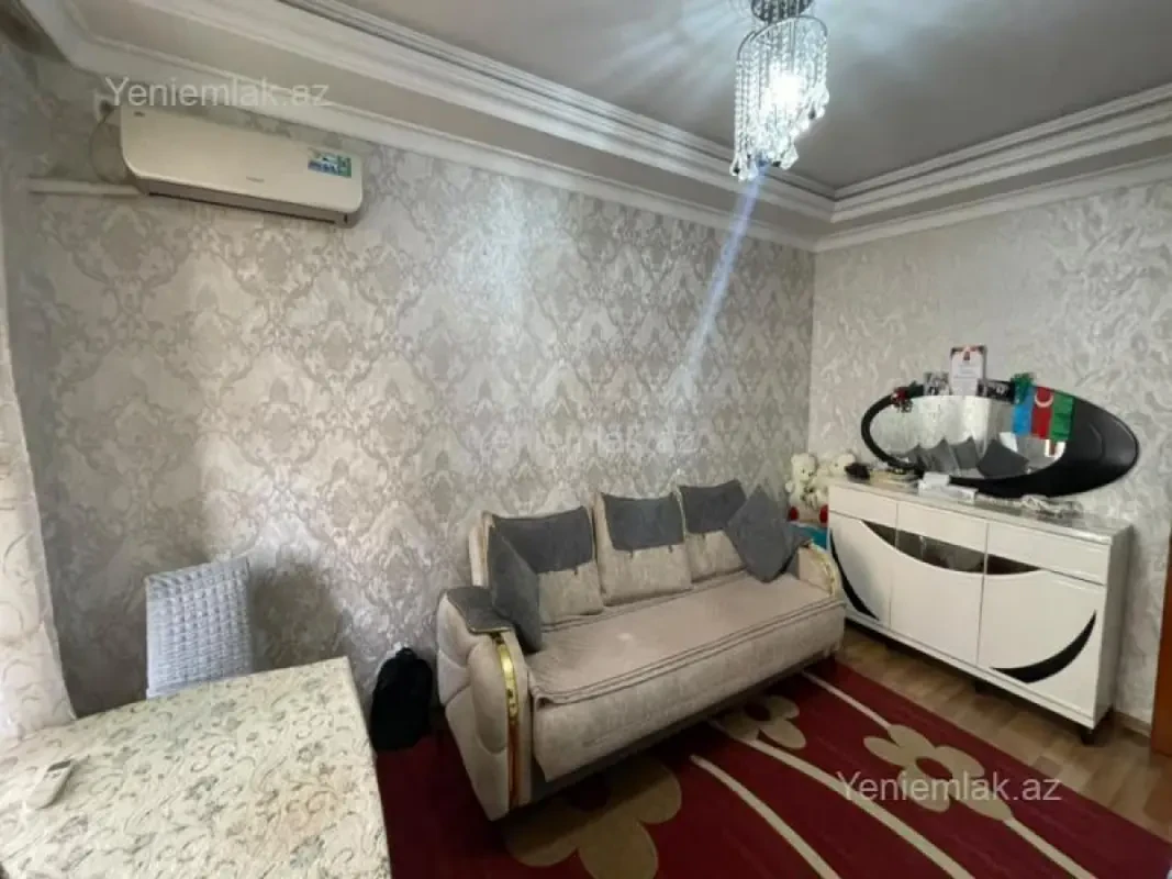 Satılır 2 otaqlı köhnə tikili 60 m²