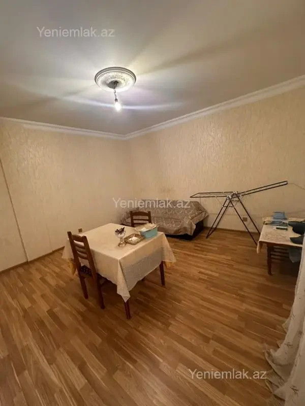 Satılır 2 otaqlı yeni tikili 42 m²