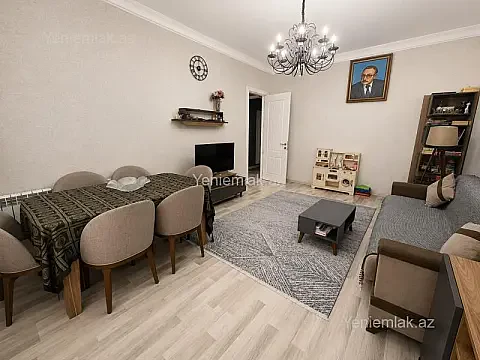 Satılır 3 otaqlı köhnə tikili 80 m² — Bakı, Nizami 3 otaq 80.00 m²