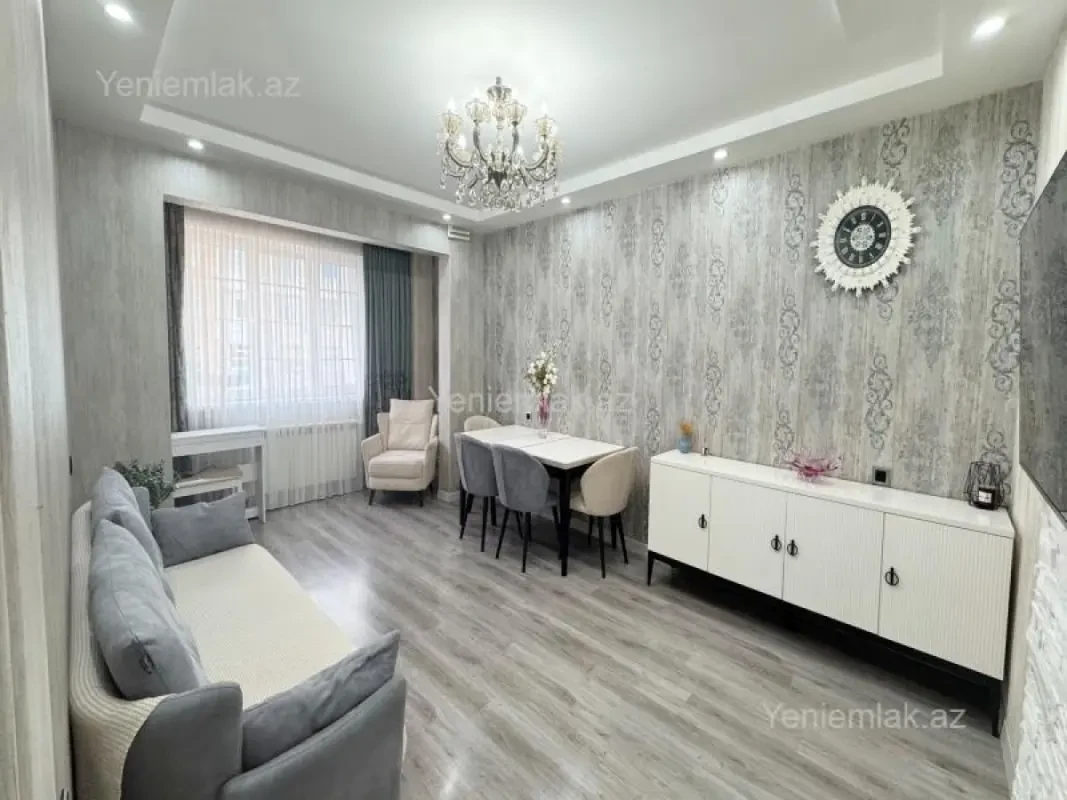 Satılır 3 otaqlı köhnə tikili 80 m²