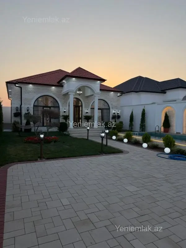 Satılır 4 otaqlı həyət evi 155 m²