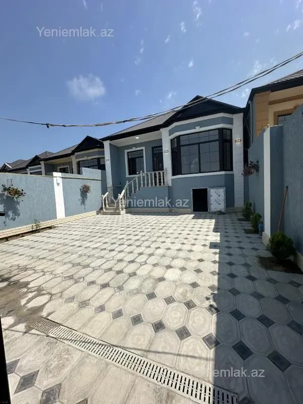Satılır 3 otaqlı həyət evi 100 m²