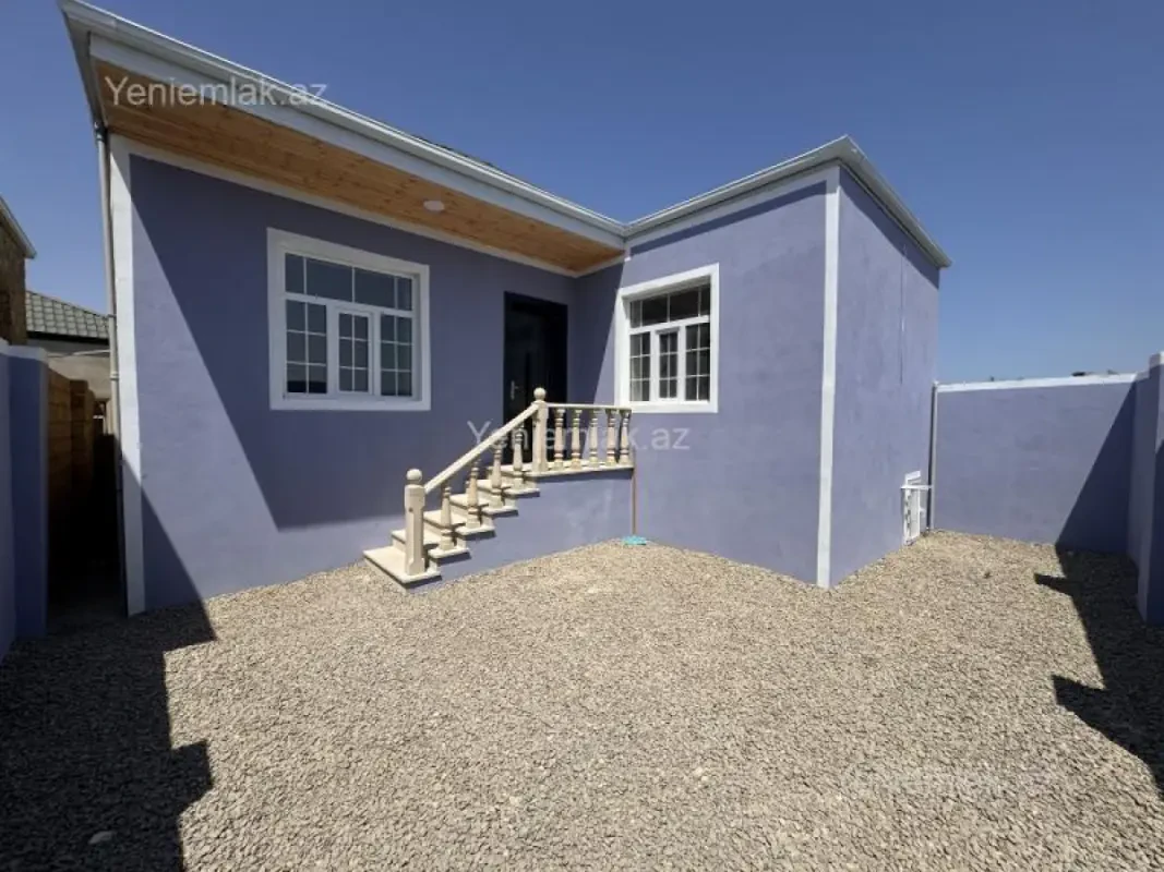 Satılır 1 otaqlı həyət evi 80 m²