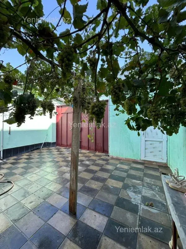 Satılır 2 otaqlı həyət evi 70 m²
