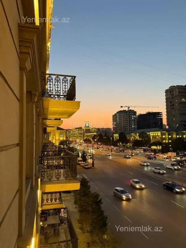 Satılır 3 otaqlı köhnə tikili 70 m²