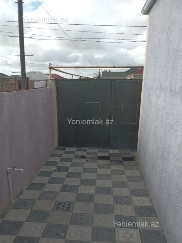 Satılır 2 otaqlı həyət evi 75 m²
