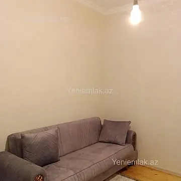 Satılır 2 otaqlı həyət evi 75 m²