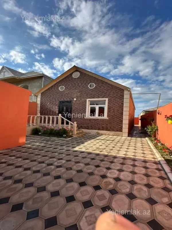 Satılır 3 otaqlı həyət evi 120 m²
