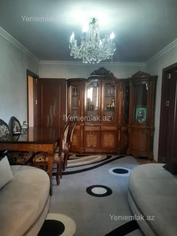 Satılır 2 otaqlı köhnə tikili 52 m²