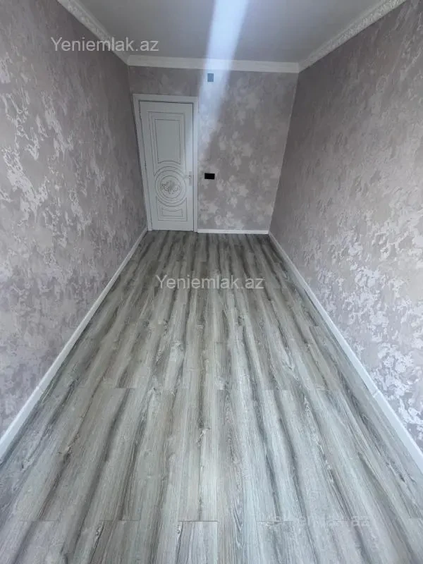 Satılır 2 otaqlı köhnə tikili 50 m²