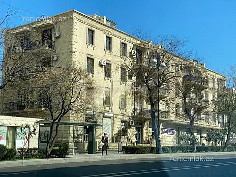 Satılır 1 otaqlı köhnə tikili 42 m² — Bakı, Yasamal 1 otaq 42.00 m²