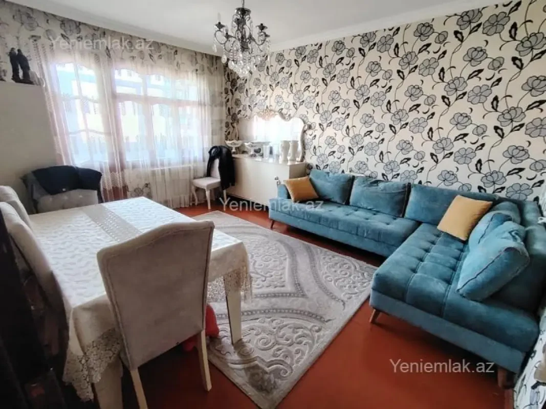 Satılır 3 otaqlı köhnə tikili 70 m²