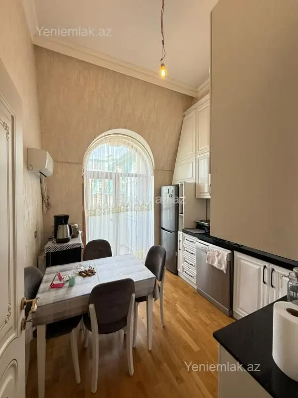 Satılır 2 otaqlı yeni tikili 57 m²