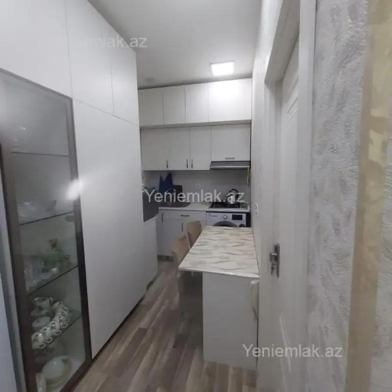 Satılır 2 otaqlı yeni tikili 50 m²