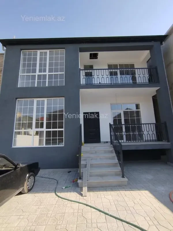 Satılır 5 otaqlı həyət evi 238 m²