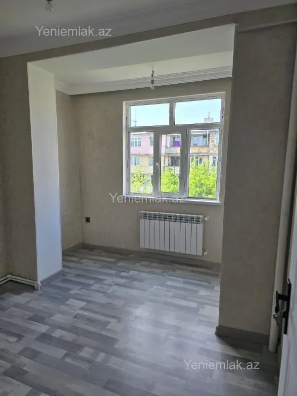 Satılır 2 otaqlı köhnə tikili 40 m²