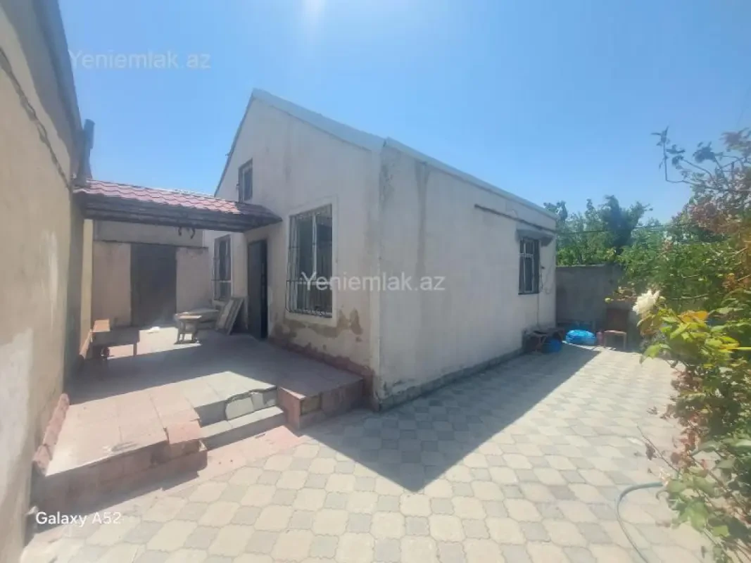 Satılır 3 otaqlı həyət evi 80 m²