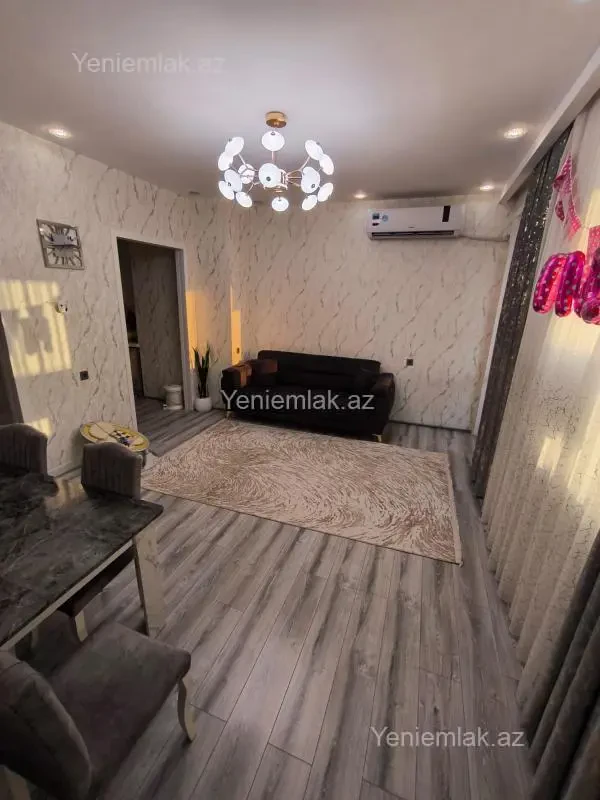 Satılır 3 otaqlı yeni tikili 72 m²
