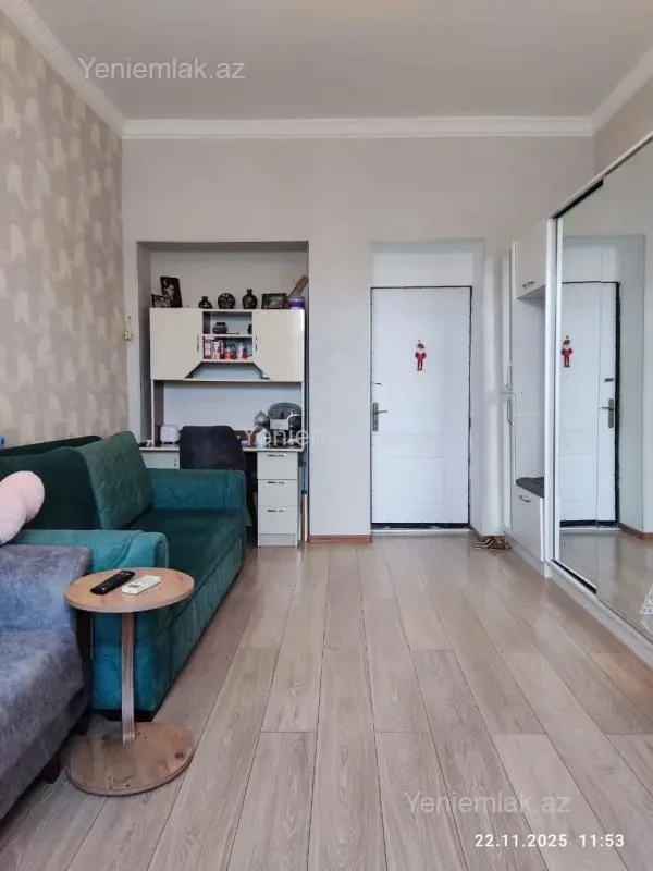 Satılır 1 otaqlı köhnə tikili 18 m²