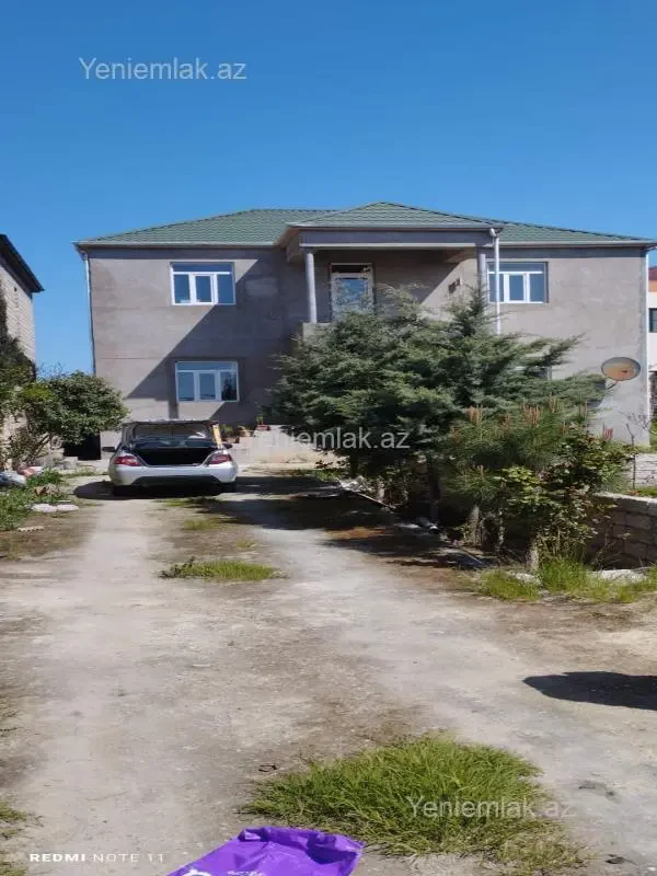 Satılır 7 otaqlı həyət evi 240 m²