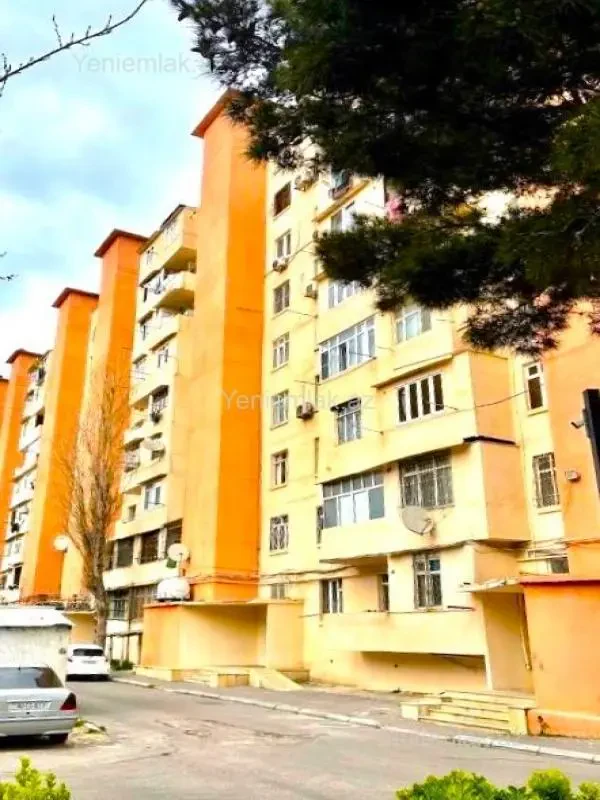 Satılır 2 otaqlı köhnə tikili 55 m²
