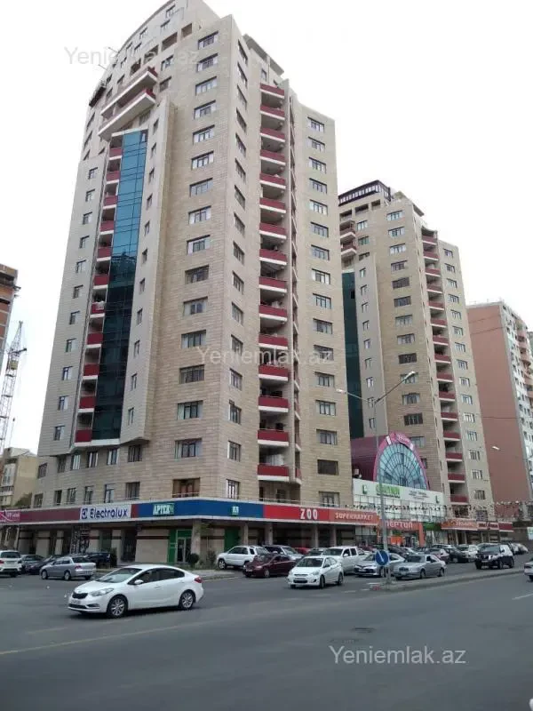 Satılır 3 otaqlı yeni tikili 165 m²