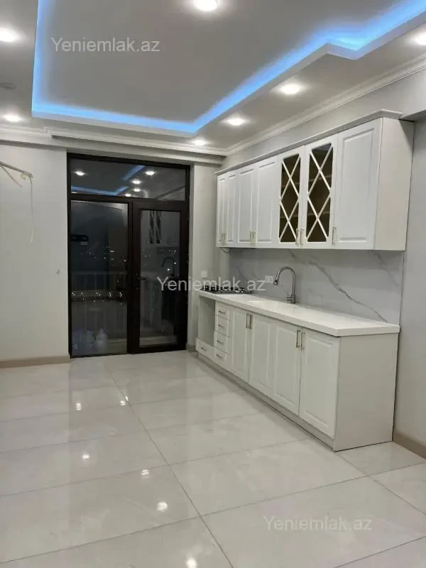 Satılır 2 otaqlı yeni tikili 61 m²
