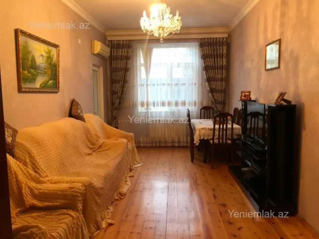 Satılır 3 otaqlı yeni tikili 80 m²