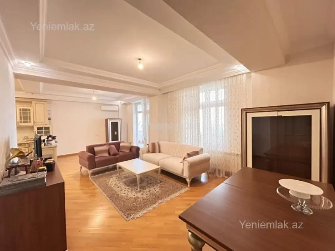 Satılır 3 otaqlı yeni tikili 117 m²