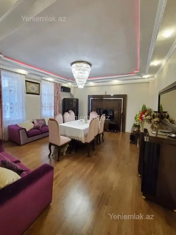 Satılır 3 otaqlı yeni tikili 136 m²