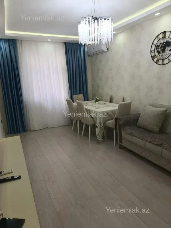 Satılır 2 otaqlı köhnə tikili 50 m²