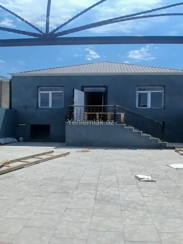 Satılır 3 otaqlı həyət evi 77 m²