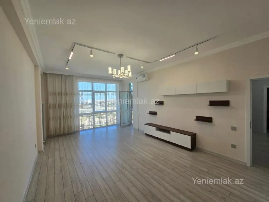 Satılır 2 otaqlı yeni tikili 83 m²