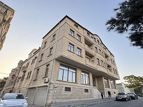 Satılır 16 otaqlı obyekt 850 m² — Bakı, Binəqədi 16 otaq 850.00 m²