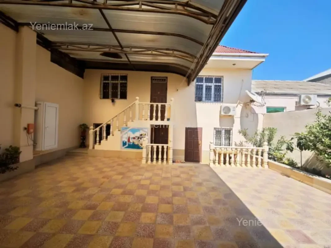 Satılır 7 otaqlı həyət evi 197 m²