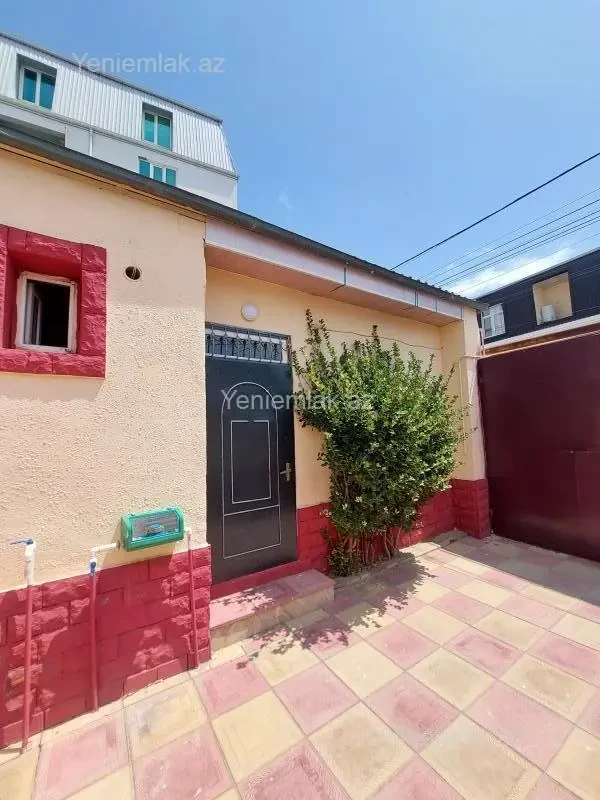 Satılır 3 otaqlı həyət evi 65 m²