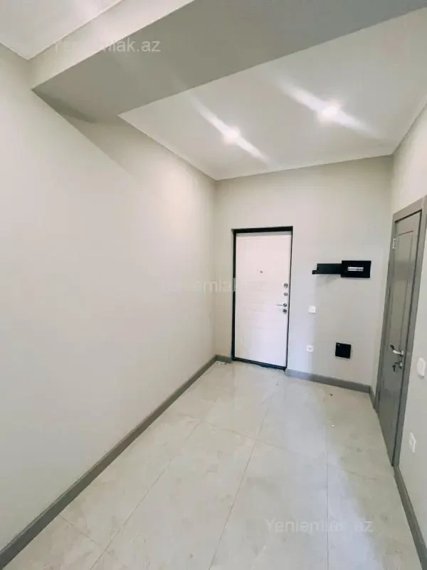 Satılır 2 otaqlı yeni tikili 62 m²