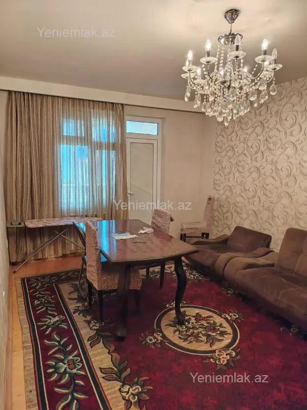 Satılır 3 otaqlı köhnə tikili 68 m²