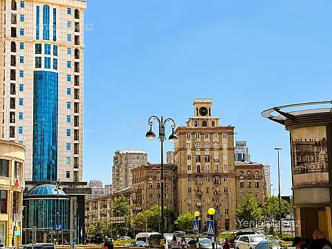 Satılır 3 otaqlı köhnə tikili 90 m² — Bakı, Yasamal 3 otaq 90.00 m²