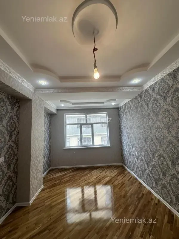 Satılır 3 otaqlı yeni tikili 115 m²