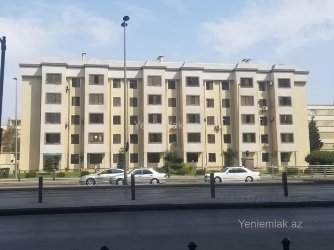 Satılır 2 otaqlı köhnə tikili 50 m²