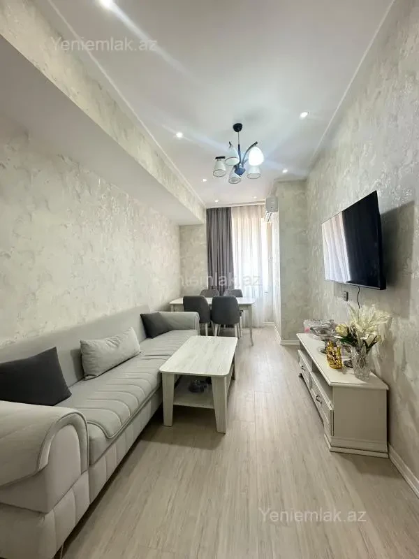 Satılır 3 otaqlı yeni tikili 73 m²