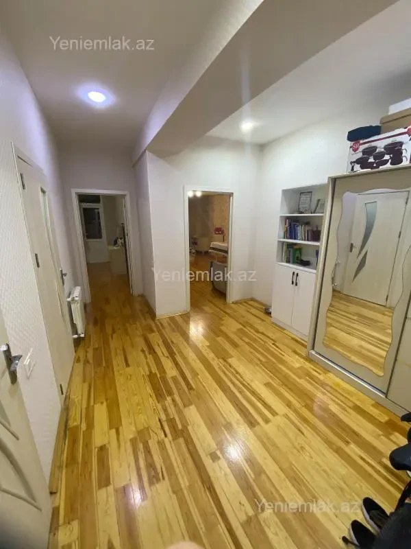 Satılır 2 otaqlı yeni tikili 66 m²
