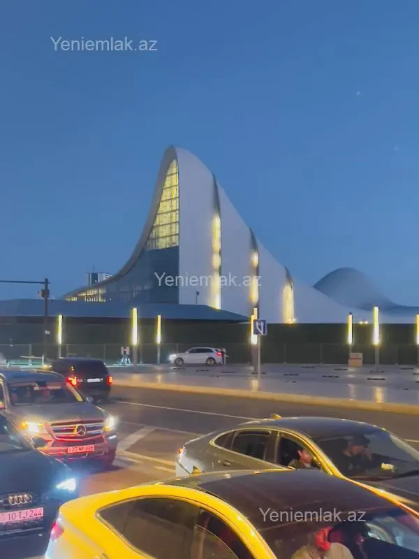Satılır 4 otaqlı yeni tikili 112 m²