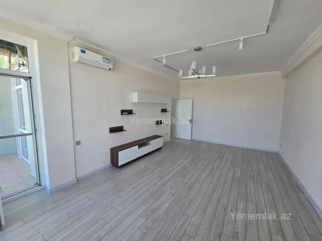Satılır 2 otaqlı yeni tikili 83 m²