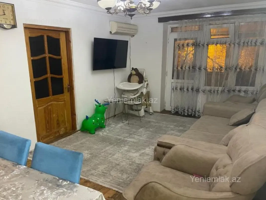 Satılır 5 otaqlı köhnə tikili 55 m²