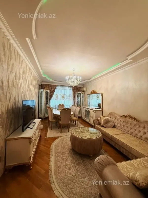 Satılır 4 otaqlı yeni tikili 140 m²